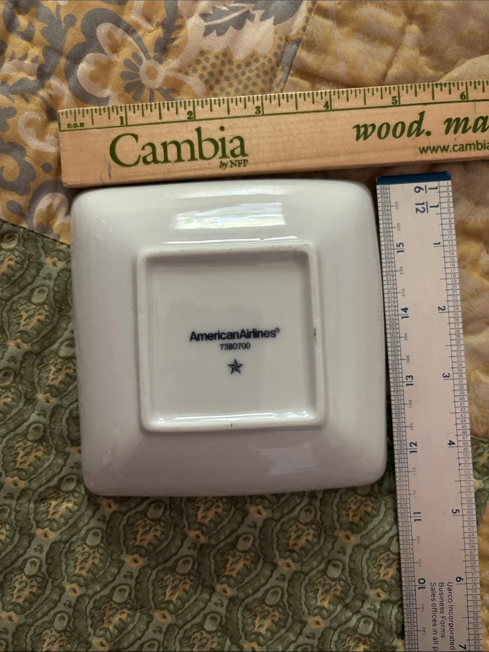 American Airlines 73B0700 Serving Dish
